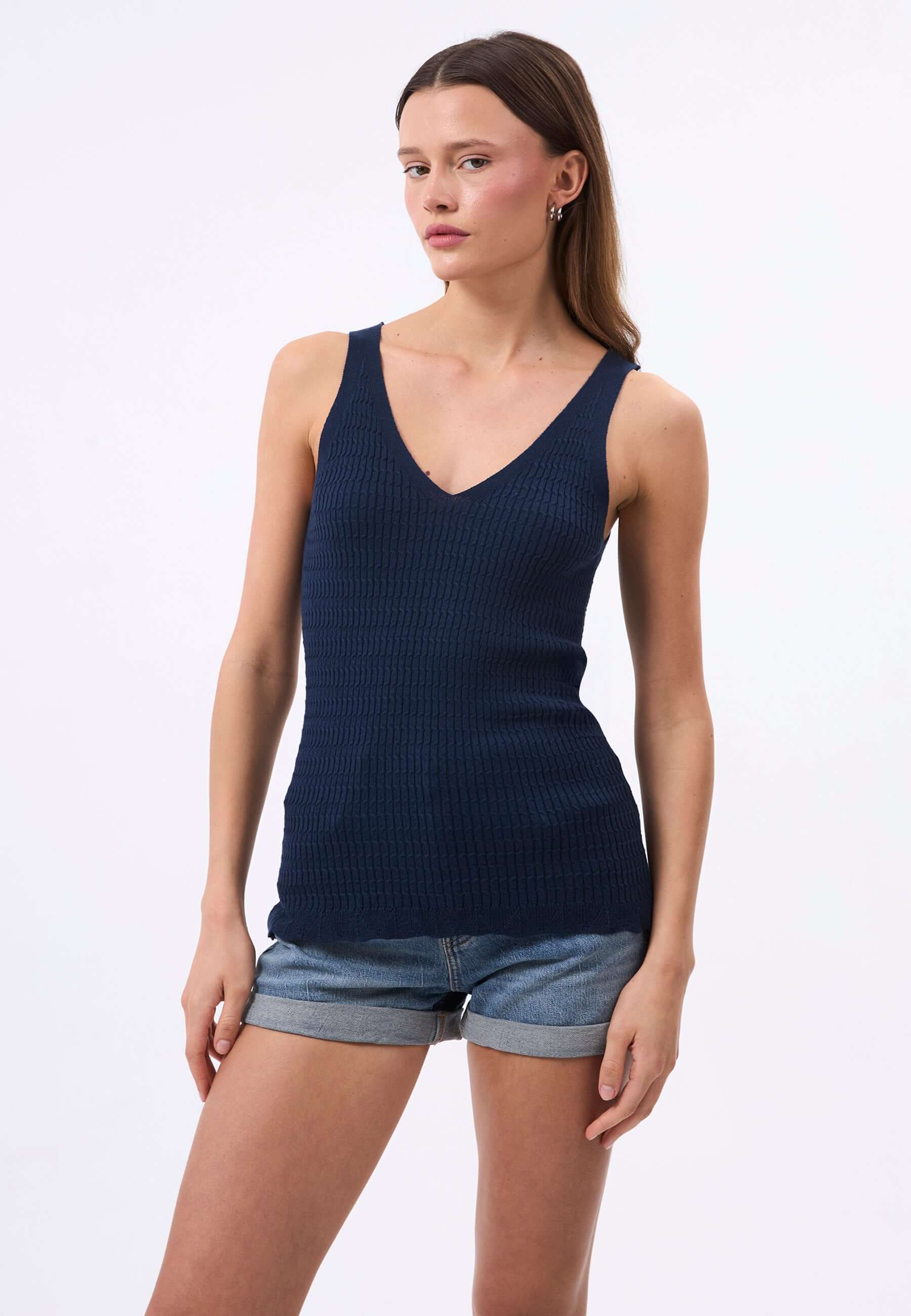 Black-Navy-Ecru