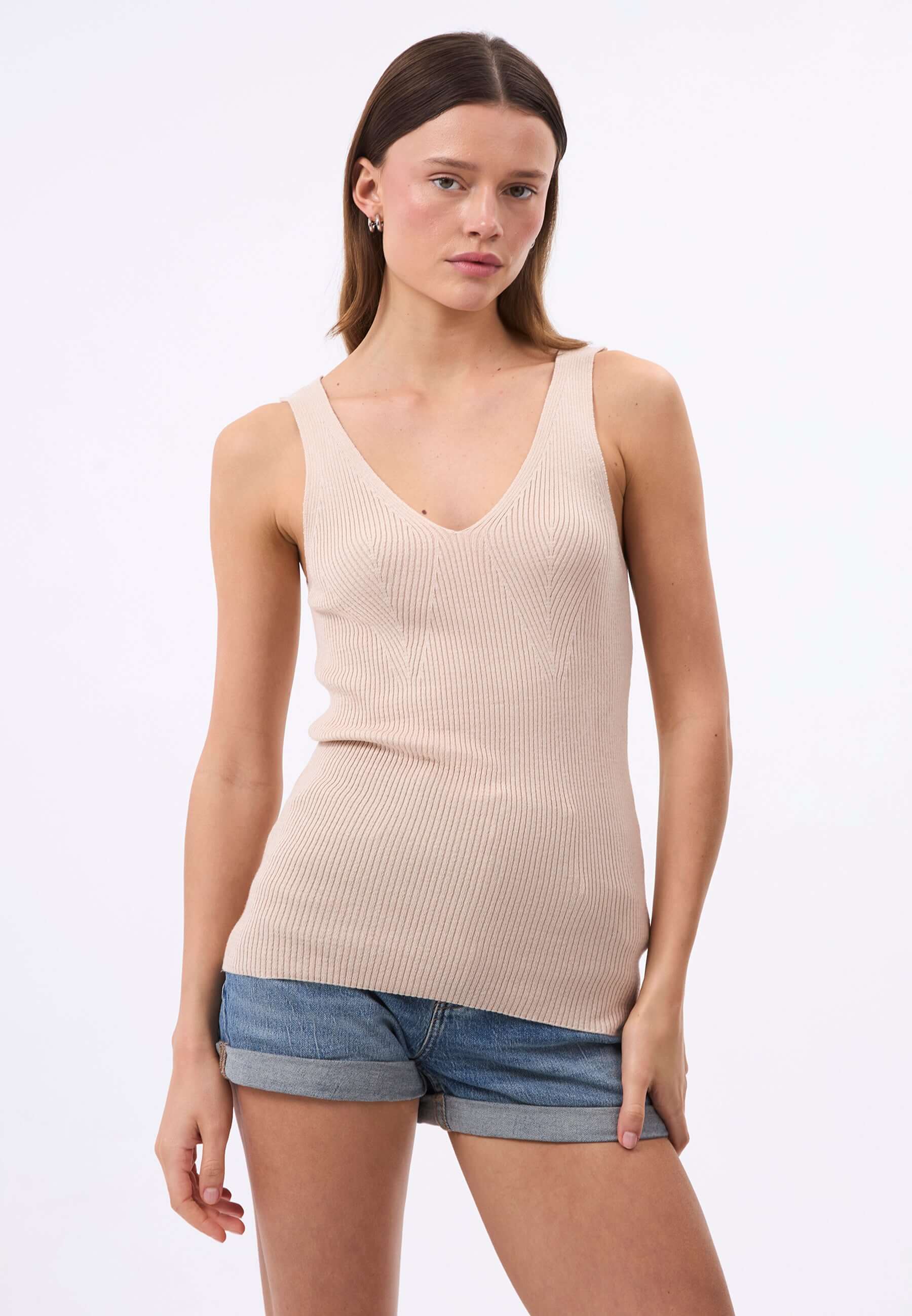 Beige-Babyblue-Navy