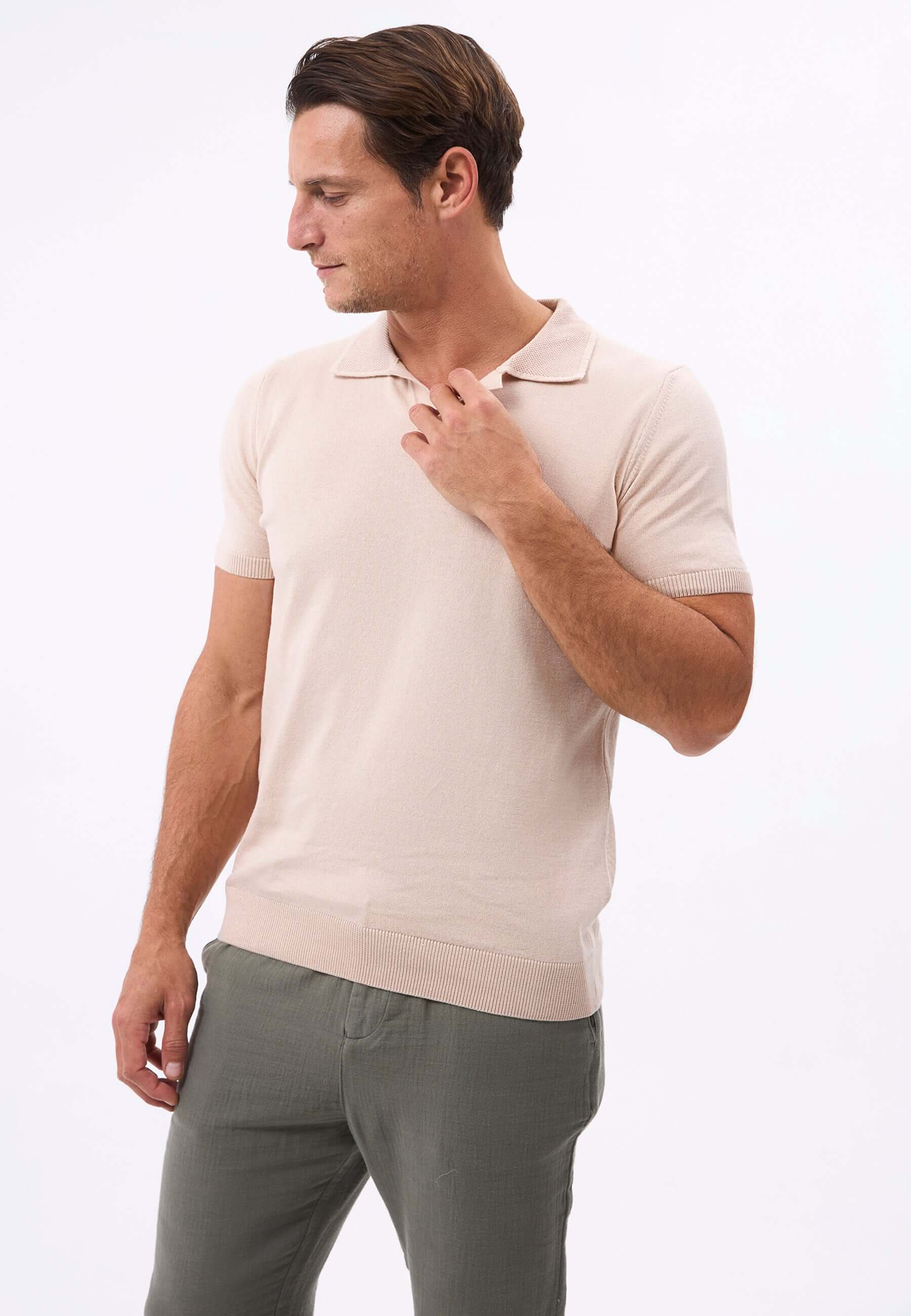 beige
