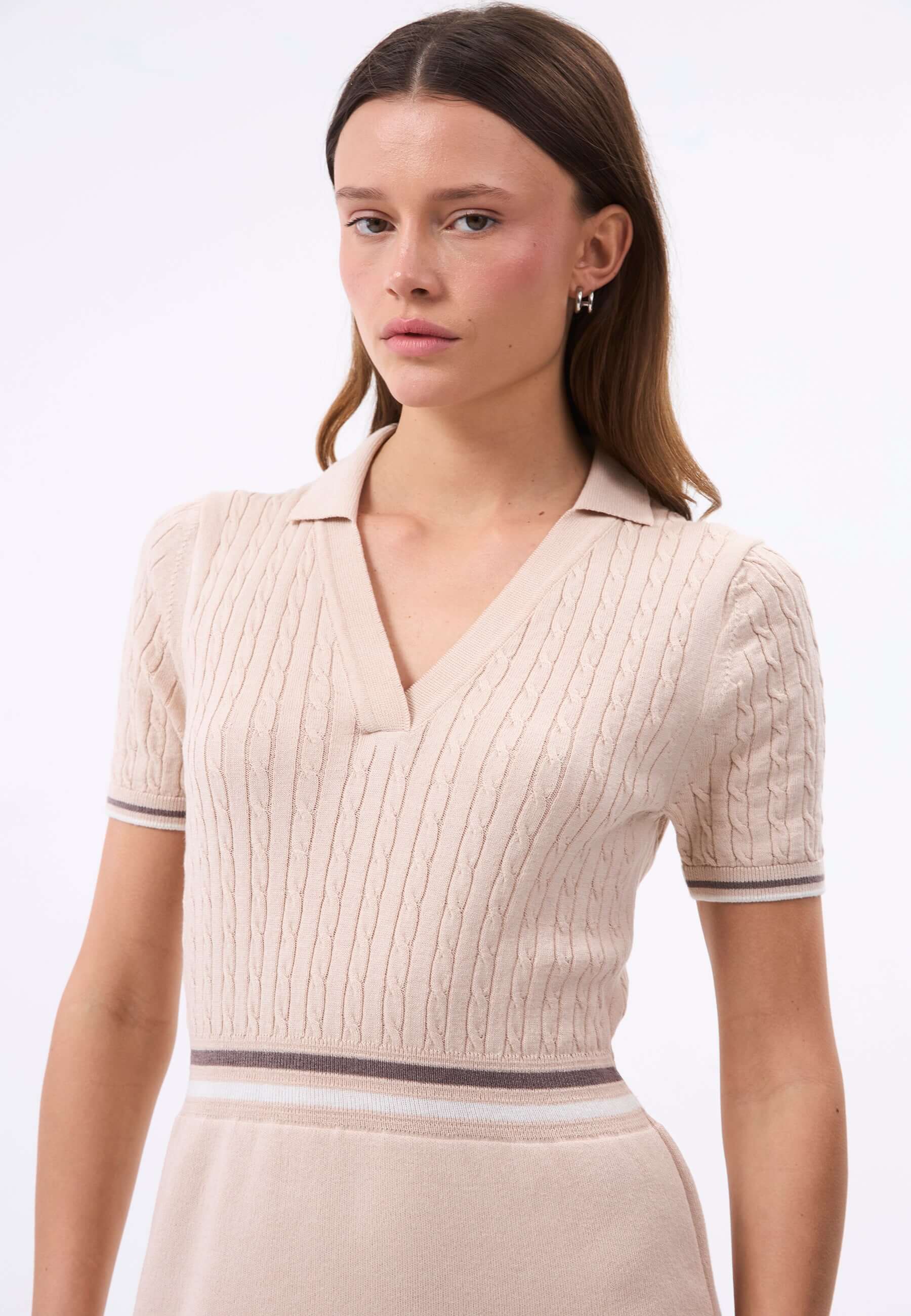 beige