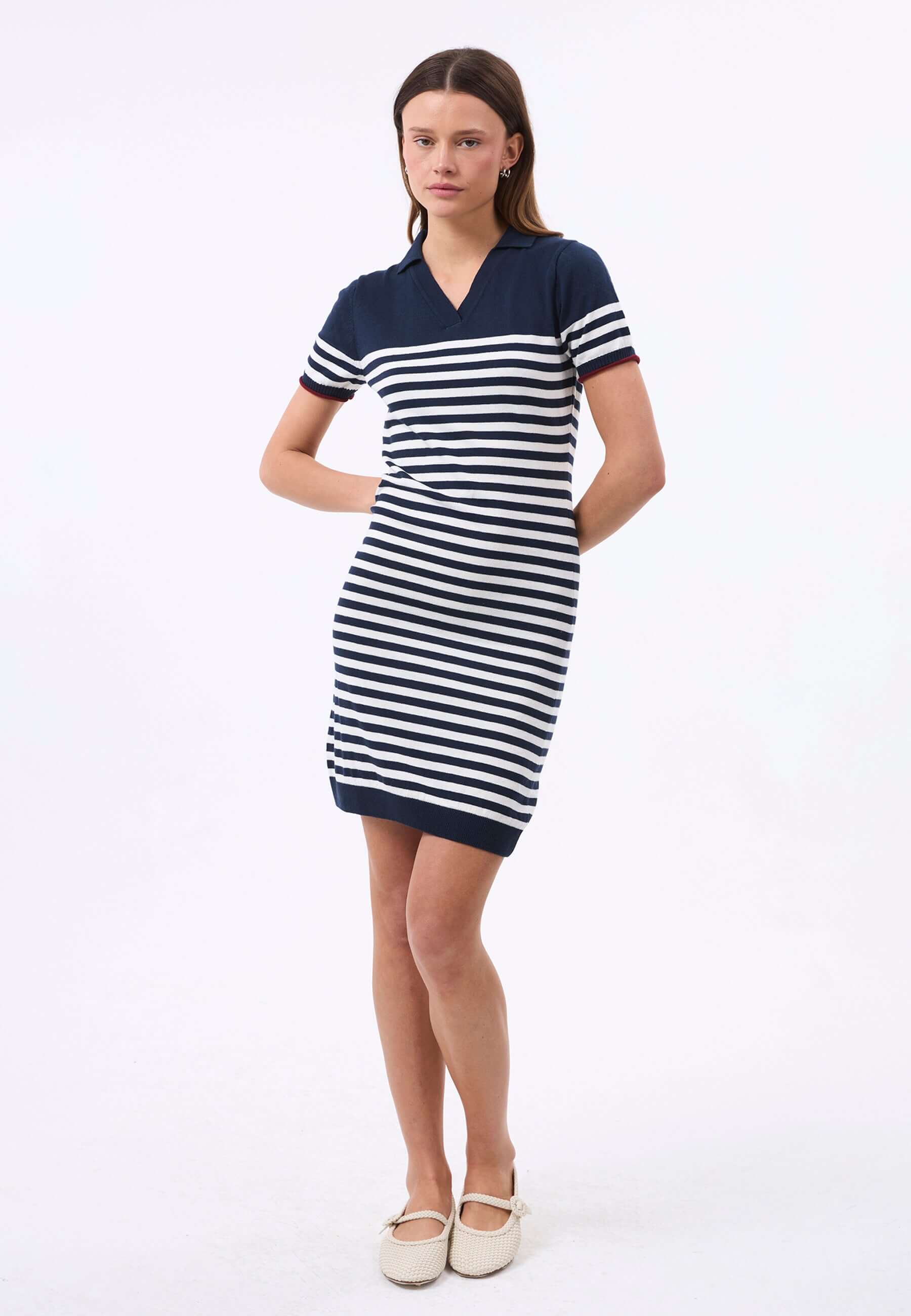 dark blue