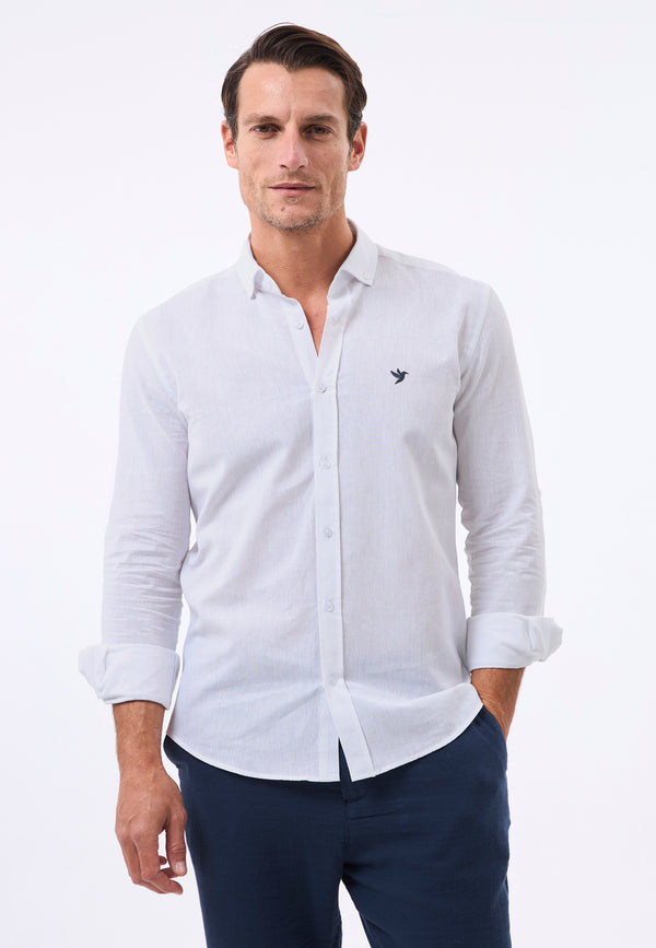 White | Felix Hardy