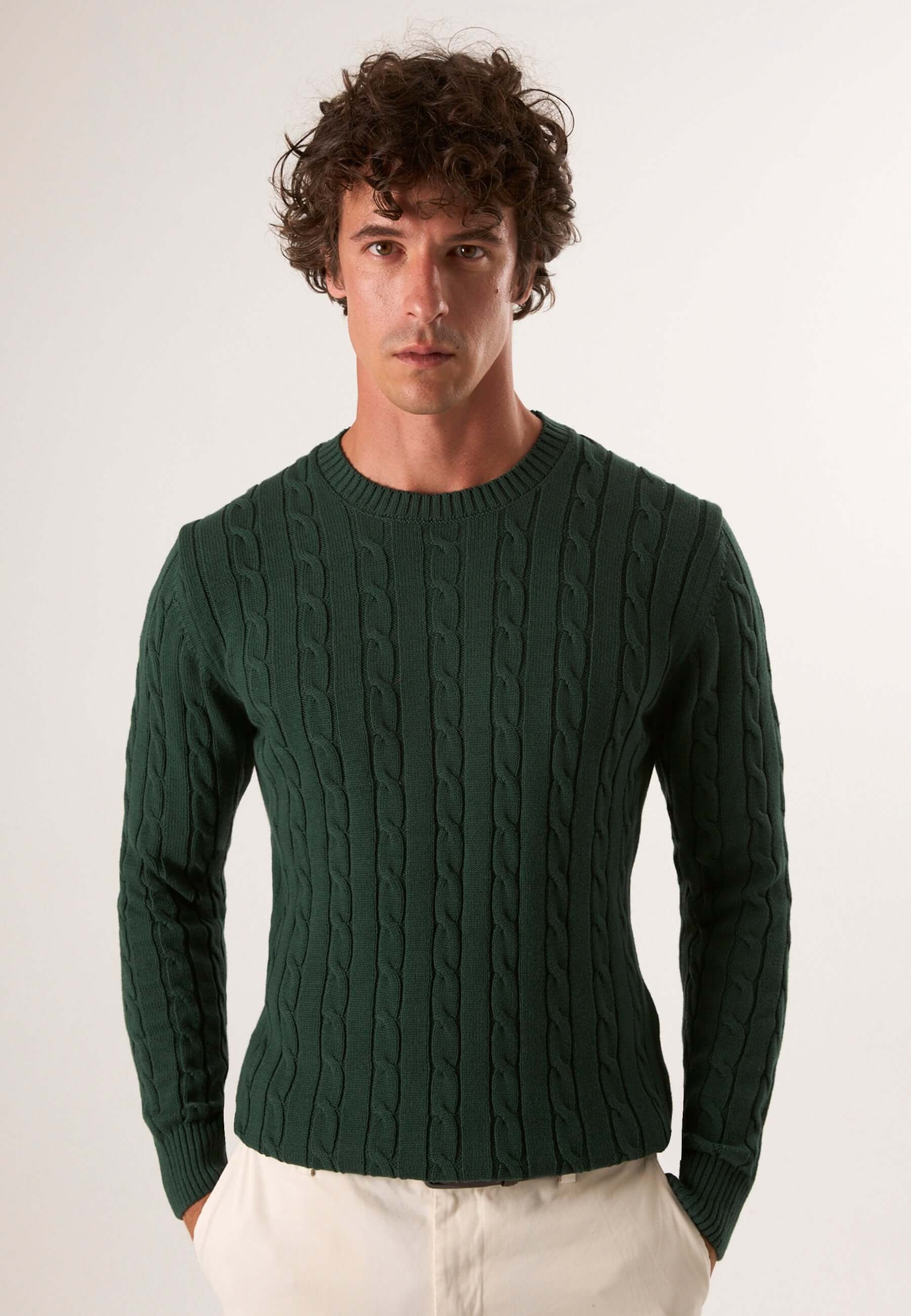 Cable Knit Crew Neck Long Sleeve Pullover