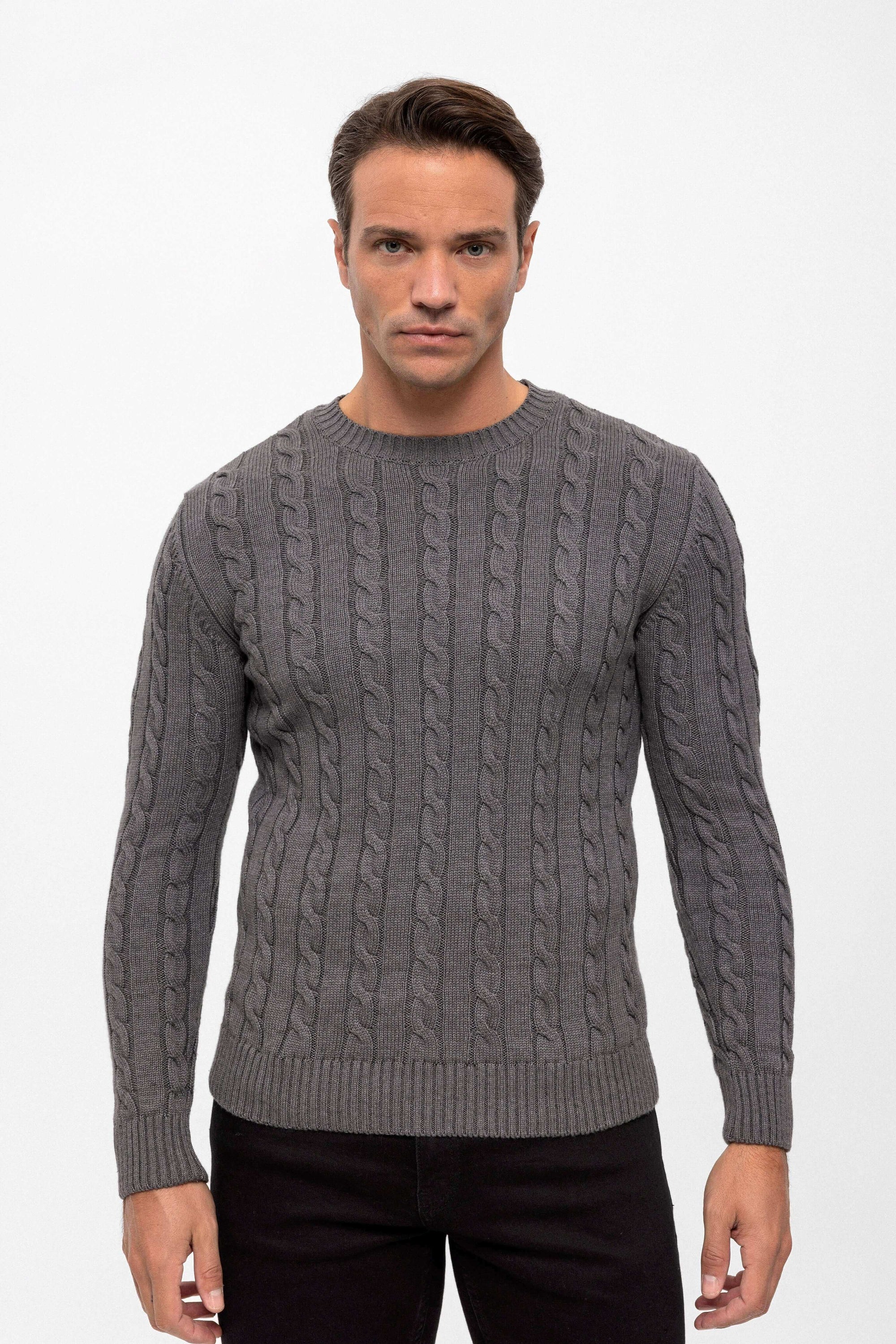 Cable Knit Crew Neck Long Sleeve Pullover