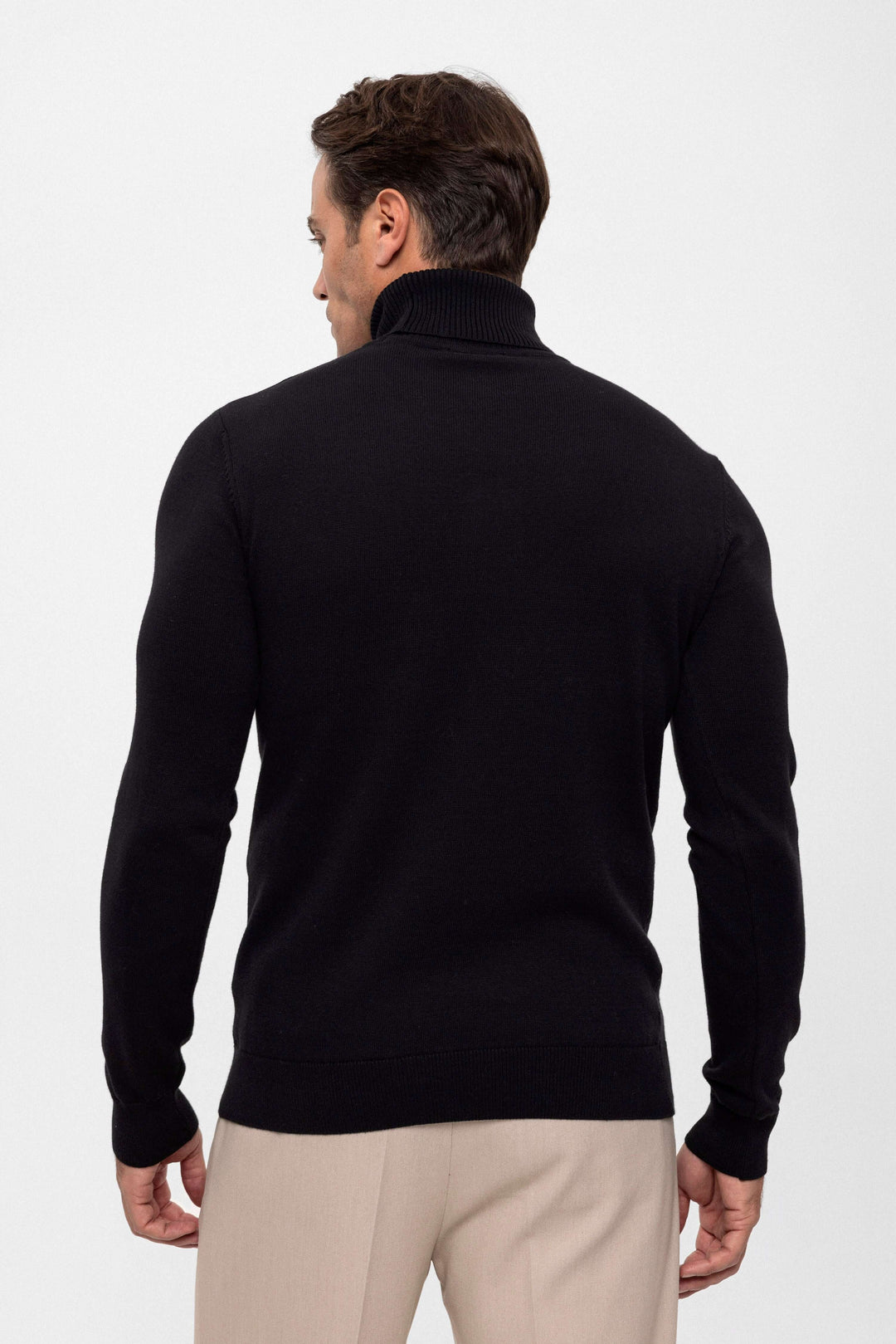 Turtleneck Long Sleeve Pullover – Black