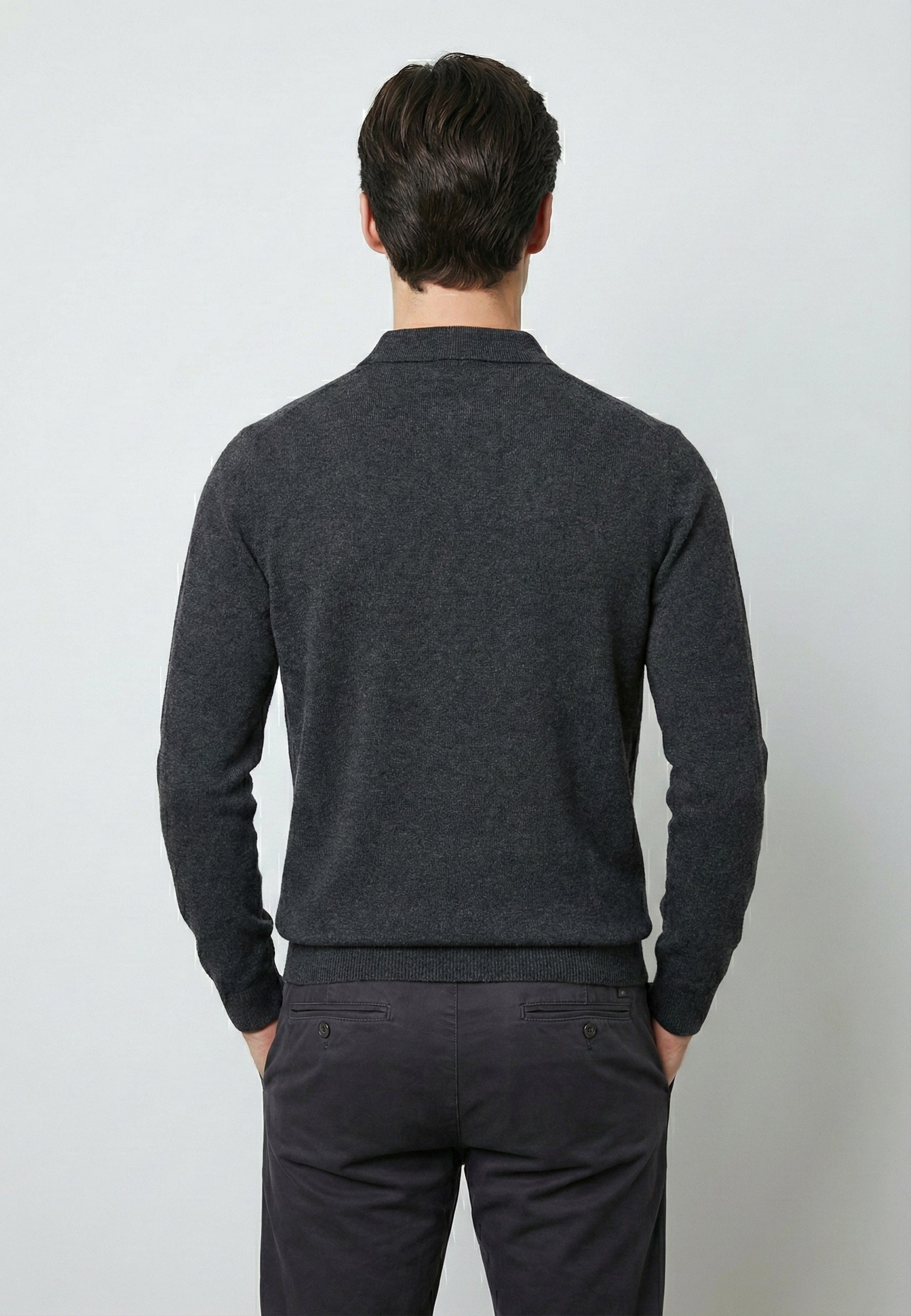 Knitted Long Sleeve Polo with buttoned
