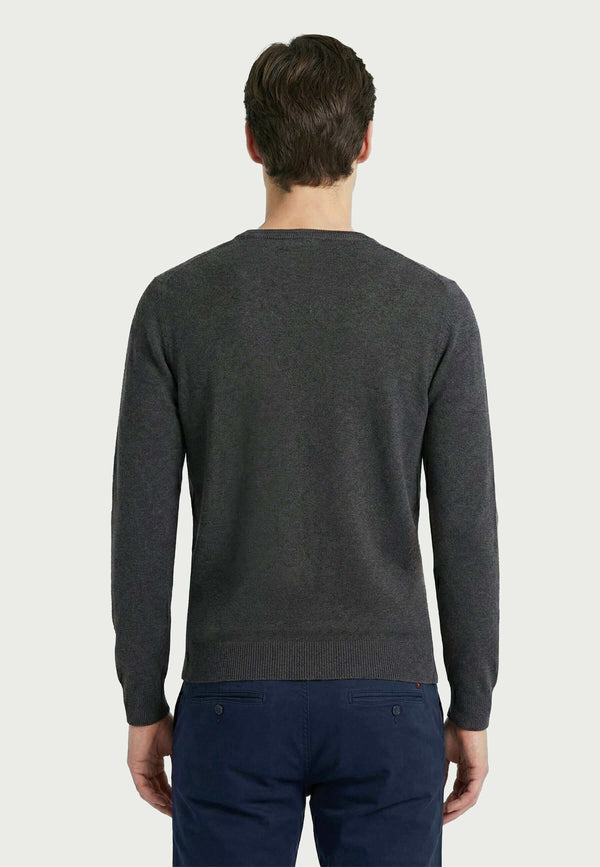 V-Neck Long Sleeve Pullover