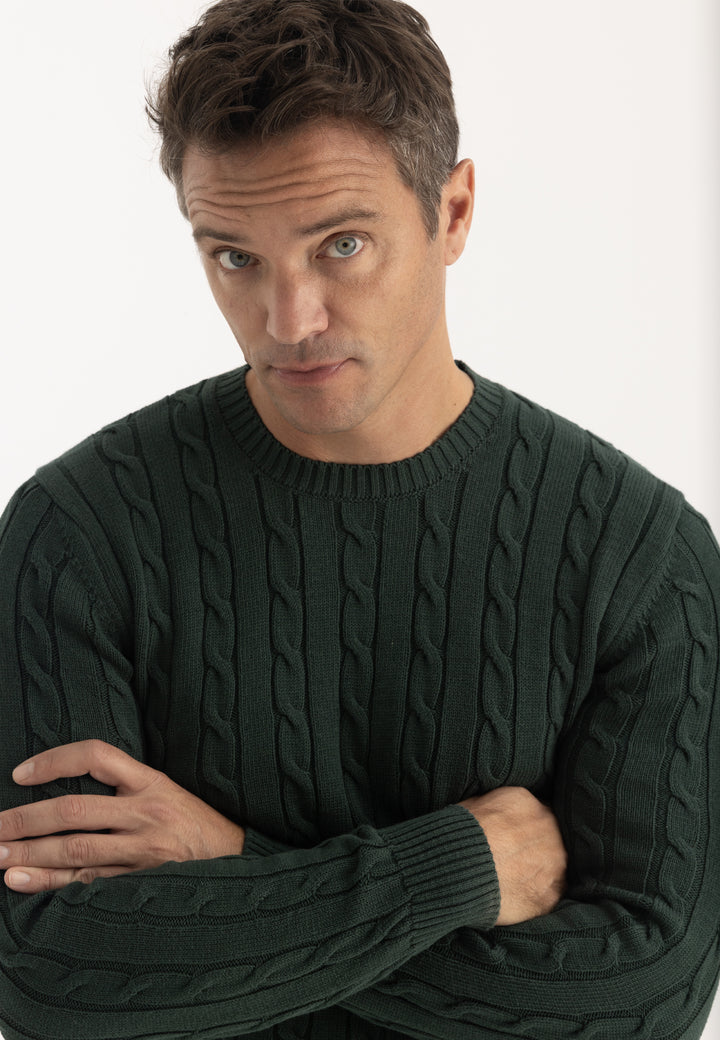Men’s Cable Knit Crew Neck Pullover