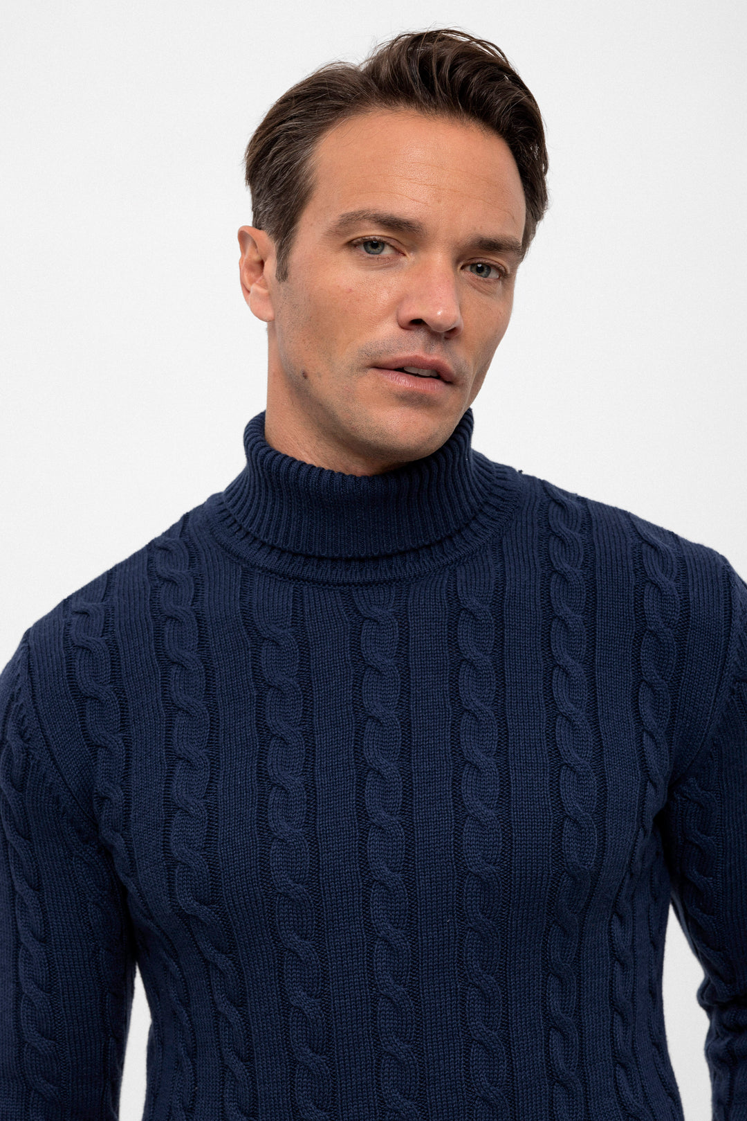 Men’s Cable Knit Turtleneck Pullover