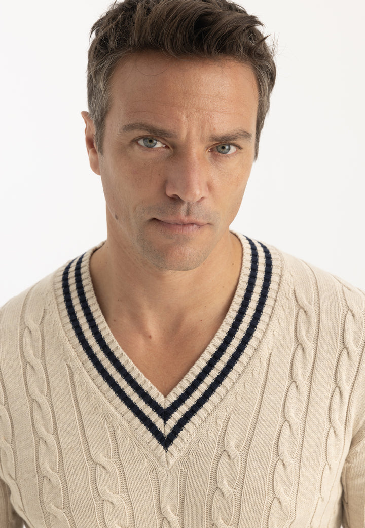 Men’s Cable Knit V-Neck Pullover