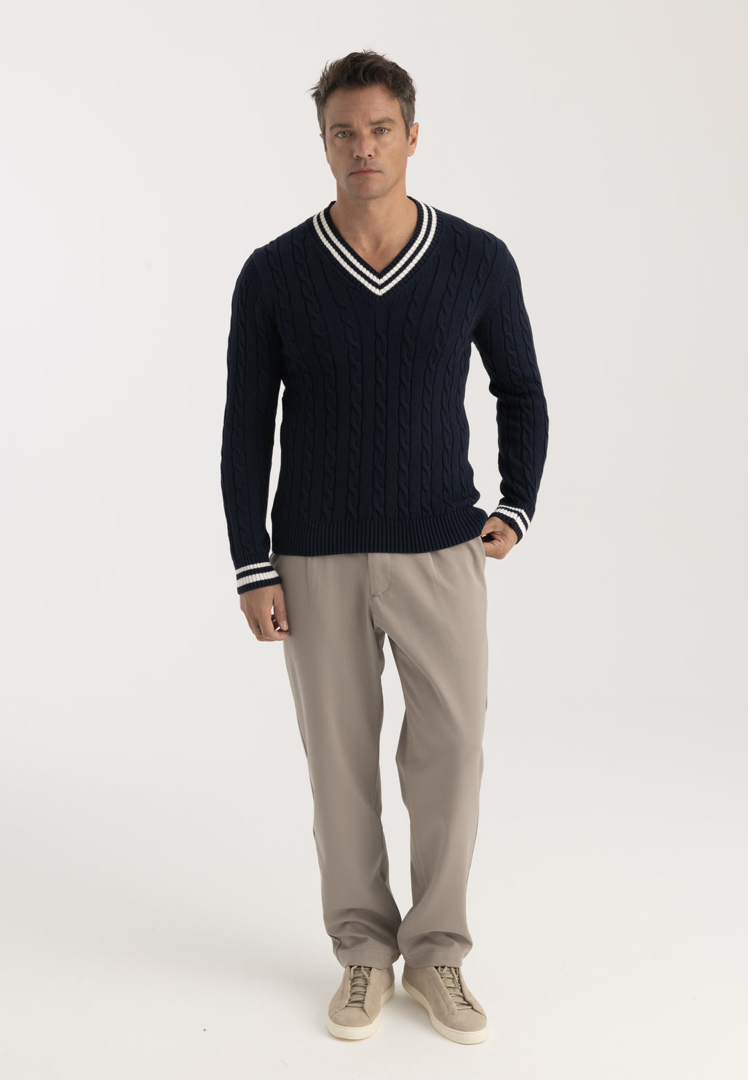 Men’s Cable Knit V-Neck Pullover