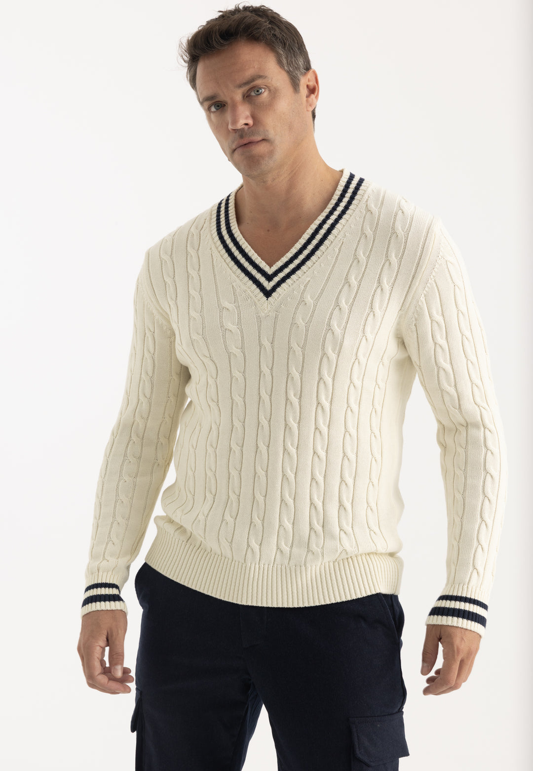 Men’s Cable Knit V-Neck Pullover