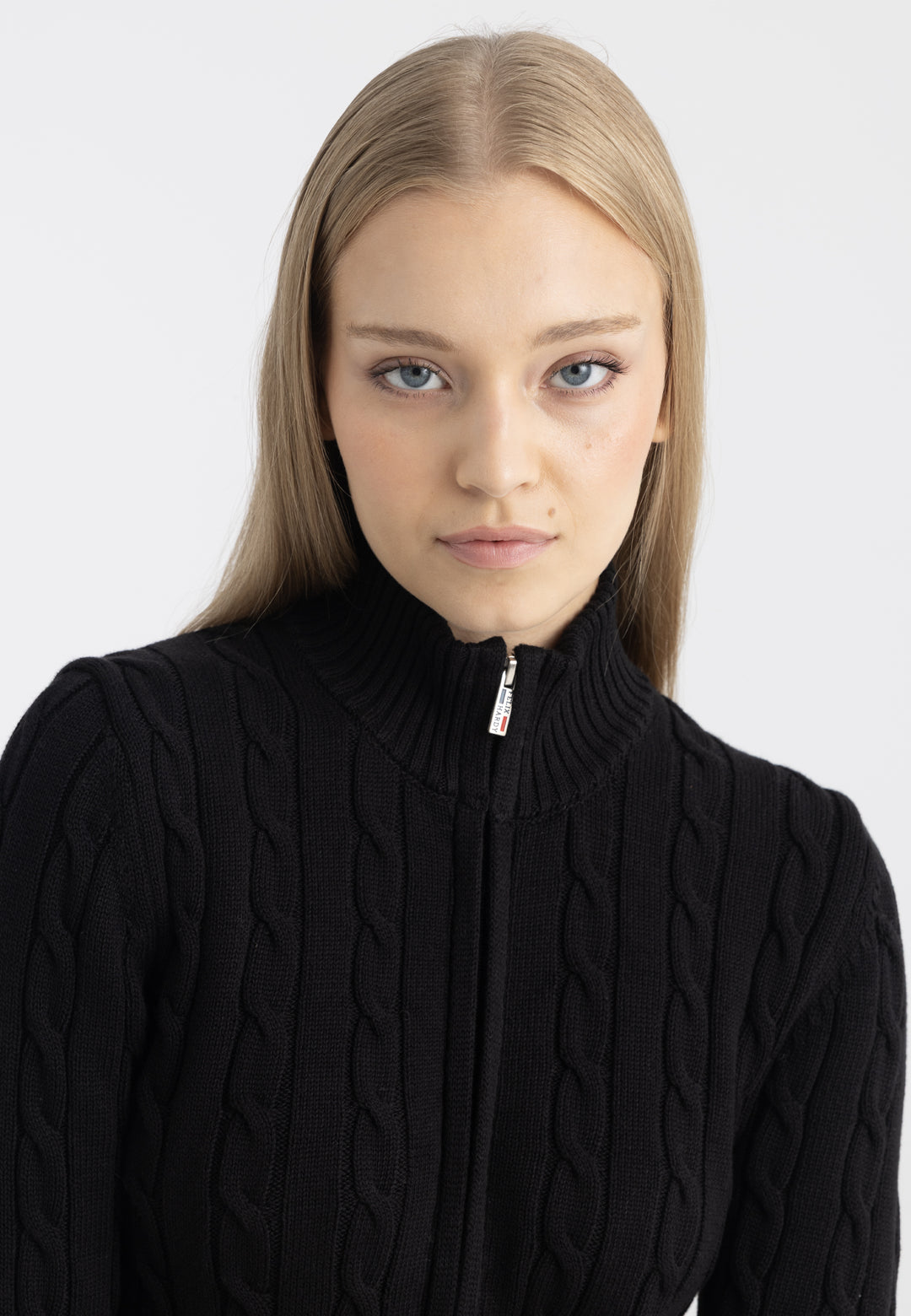 Women’s Cable Knit Cardigan