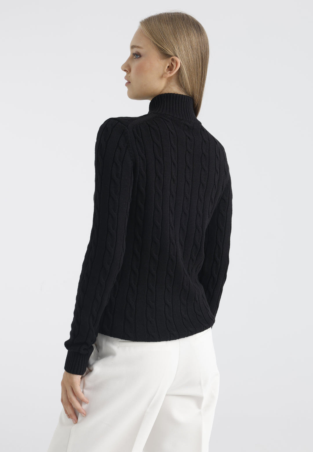 Women’s Cable Knit Cardigan