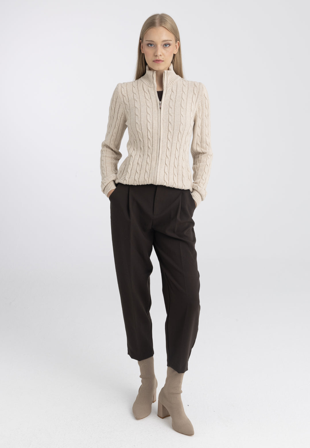 Women’s Cable Knit Cardigan
