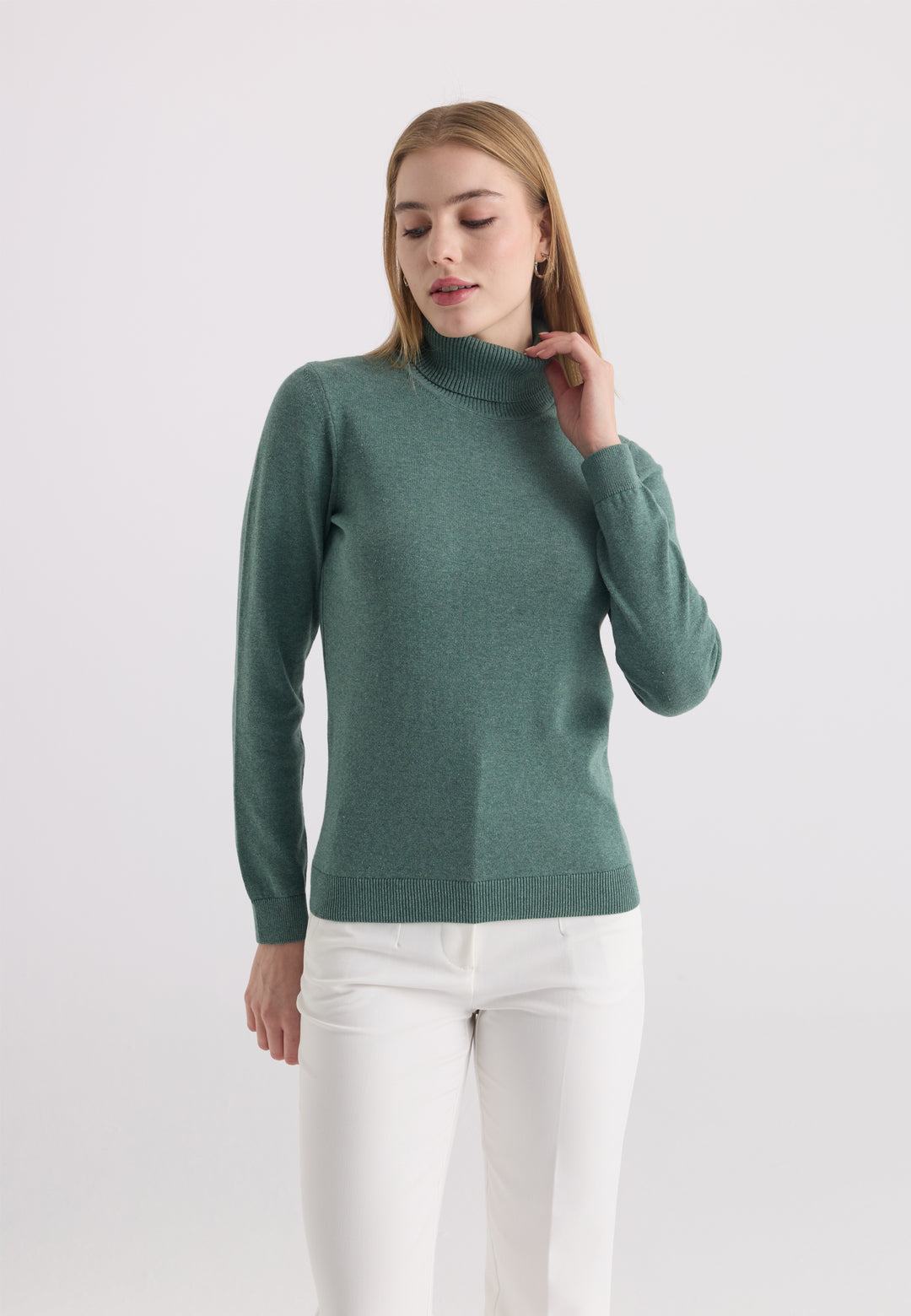 Women’s Cotton Turtleneck Pullover